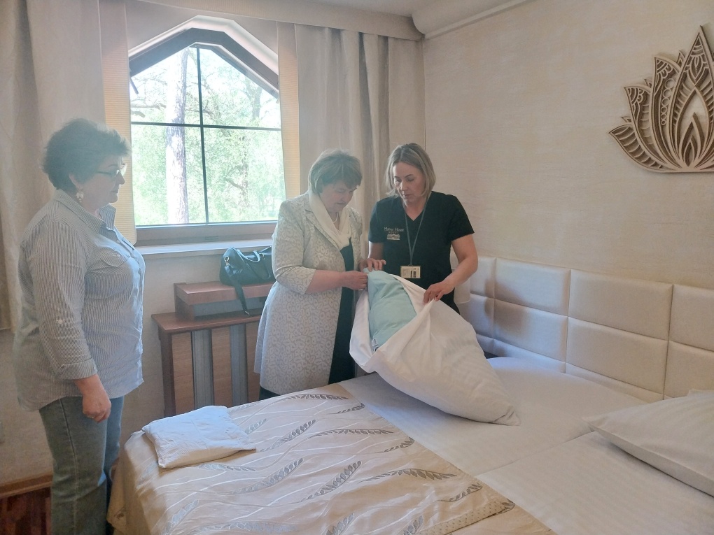 Dvaro rūmų "Ecarf" kambarių auditas 2025 m.