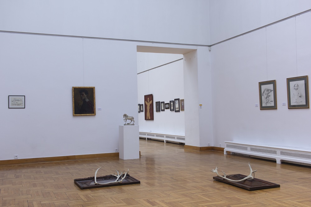 Netvarkingi rūmai. Franciszek Starowieyski vėl Krokuvoje - parodos dokumentacija