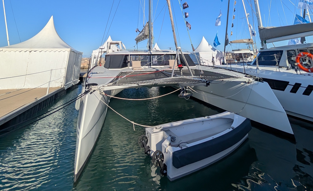 Zaglowe2 katamaranai