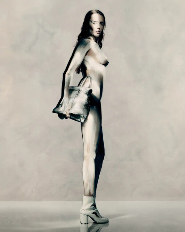 "Maison Margiela" ir Miley Cyrus6