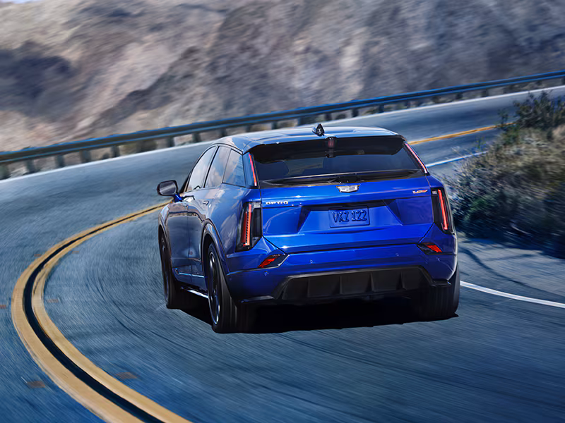 Cadillac Optiq V 2026 Elektrinis Prabangos Automobilis Su 519 Km Po Kapotu