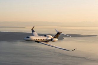 Flexjet ir 800 mln USD finansavimo mįslė Faktai ir mitai