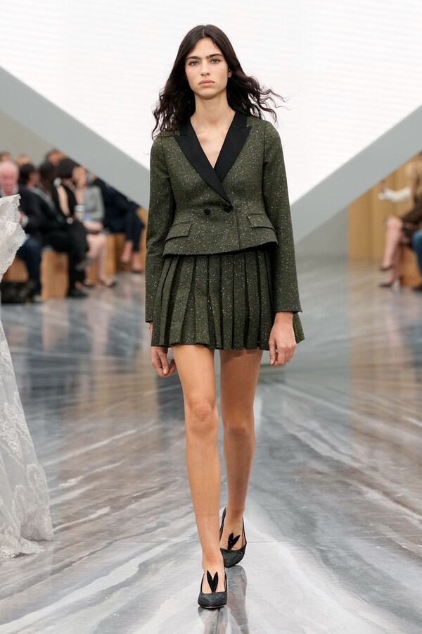 Jonathan Anderson ir Dior6