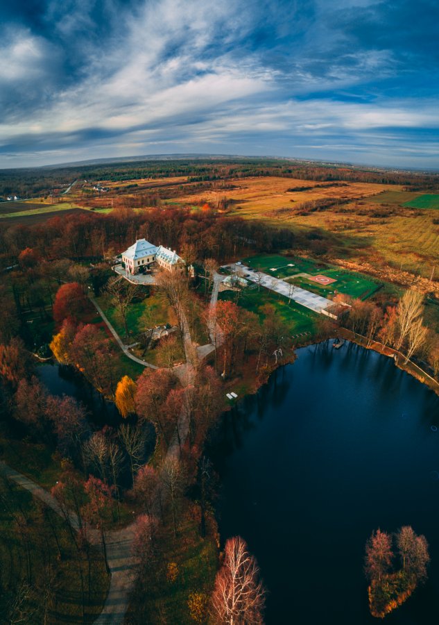 Manor House Spajpg dvaras