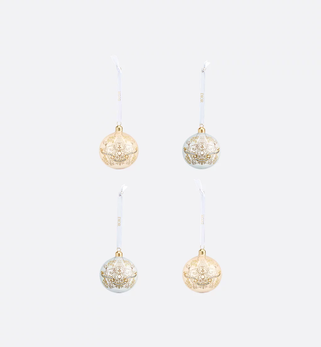 Prabangios Dior įkvėptos kalėdinės dekoracijos