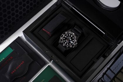 Rolex Pro Hunter Submariner 126610ln Juodoji Legenda Naujoje Versijoje