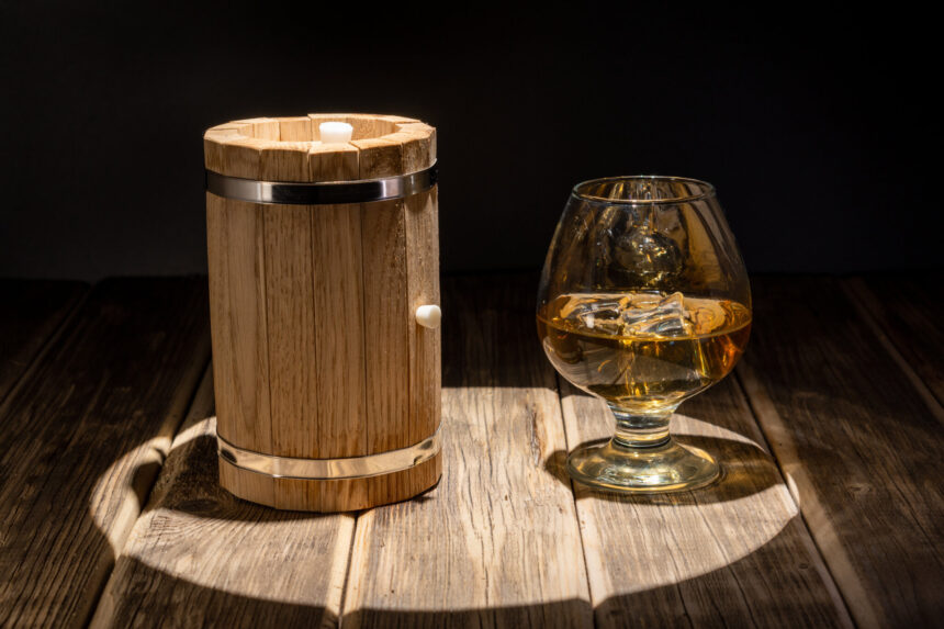 mloda-whisky-ažūle-kaip-pirkti-brandinti-ir-neprarasti