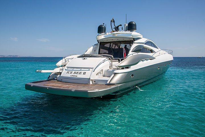 Prabangus i&scaron;manusis jachta