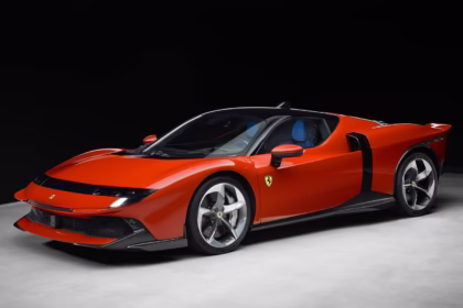 Ferrari 849 Testarossa, tai hibridinis Sf90 įpėdinis nuo 2026 metų