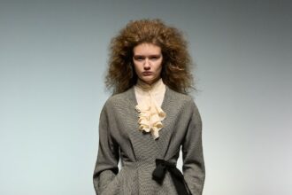 Alberta Ferretti Ruduo–žiema 2026–2027 1